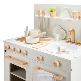 Kitchenette with dishwasher